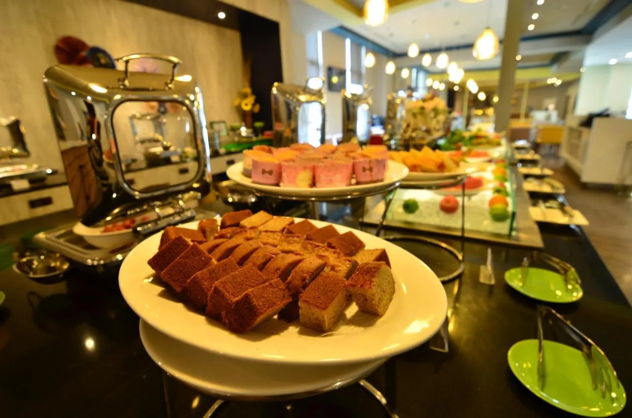 Hotel Ibis Styles Kuala Lumpur Sri Damansara Petaling Jaya 3*,